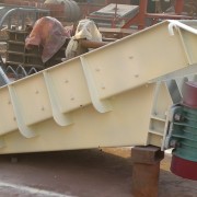 唐山煤礦洗選設(shè)備廠家重型振動(dòng)給料機(jī)